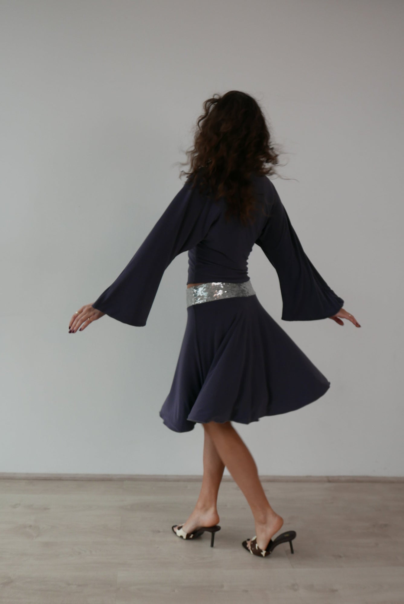 musa top & midi skirt set